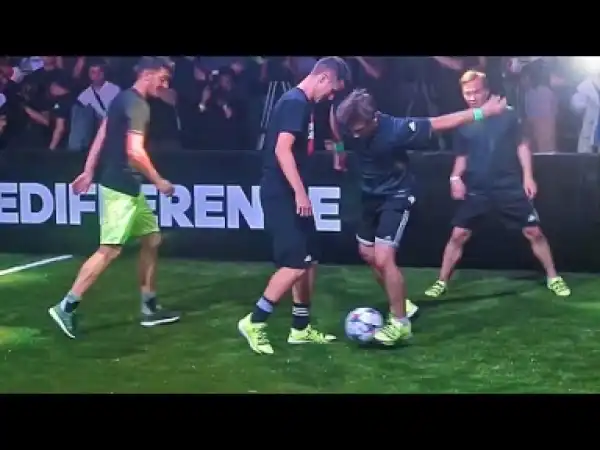 Video: Herrera & Özil vs SkillTwins ? Football Skill Match